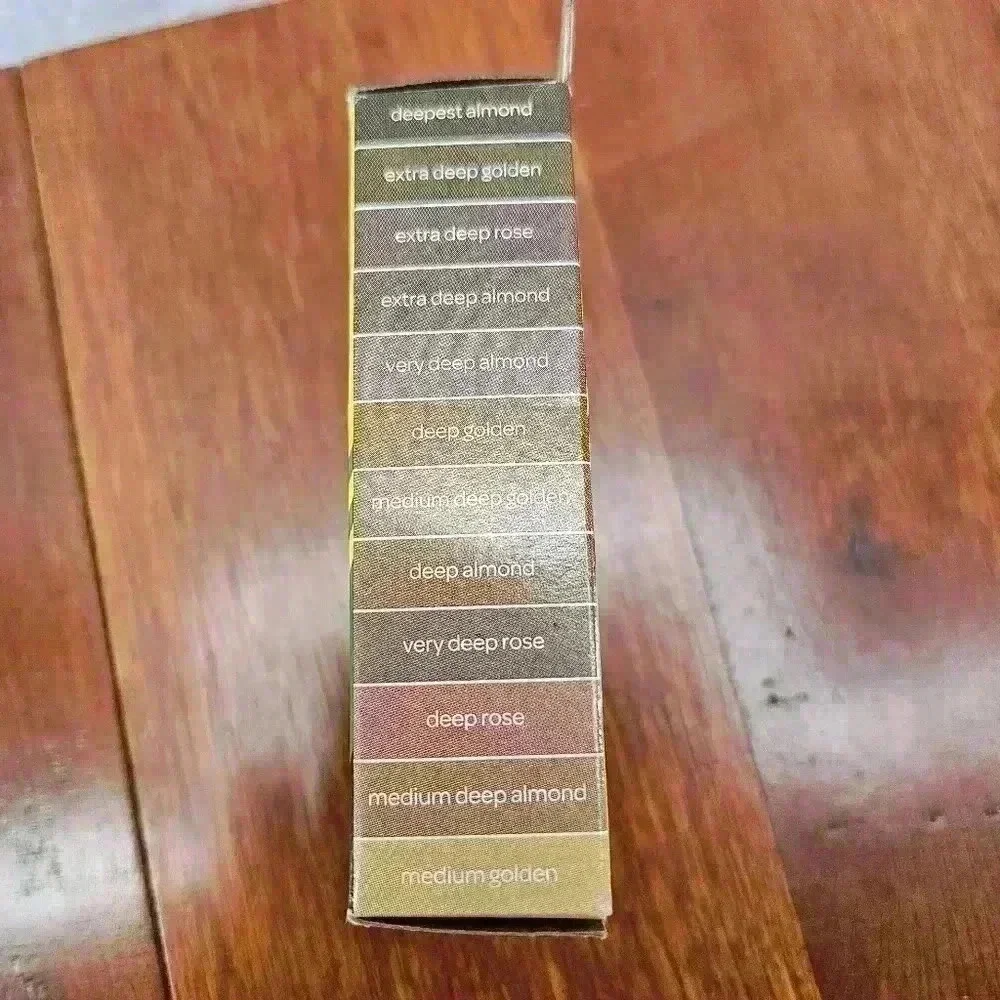Crayola Colors‎ of the World Multicultural Crayons - 24 Count NIB